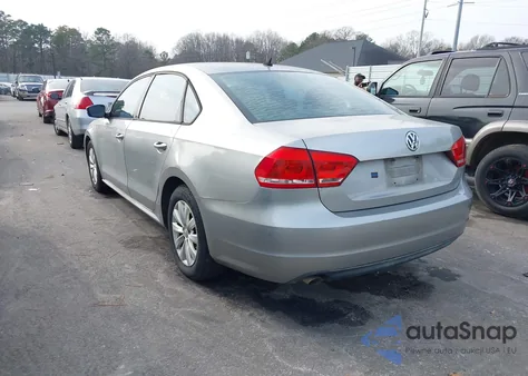 2013 Volkswagen Passat 2.5L S from USA, damaged, VIN 1VWAP7A39DC111312